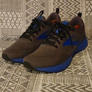 Brooks Revel 5 Mens size 11.5